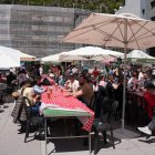 Desenes de persones a la Fira d'Abril de Sant Julià
