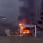 Incendi caseta al Pas