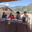 Eva de la Pena, Mònica Armengol, Meritxell Rabadà i Ivan Caro durant la presentació de la revetlla de Sant Pere
