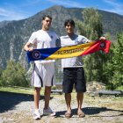 Yaako i Minsu durant la presentació com a tricolors.