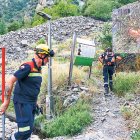 Els bombers es van desplaçar al rec del Solà per controlar un incendi, extingit per un veí.