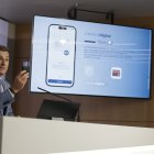 El ministre de Funció Pública i Transformació Digital, Marc Rossell, durant la presentació de la Cartera Digital.