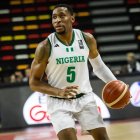 Okoye, amb Nigèria.