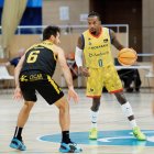 Duel entre tricolors i canaris.