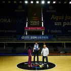 Bonell, Pustovyi i Aixàs durant la presentació.