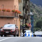 Un agent de circulació a Canillo.