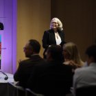 La moderadora i periodista especialitzada en la Unió Europea, la desinformació i la política global, Carme Colomina.