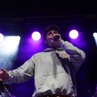 Miki Núñez durant el concert al Caldes Festival