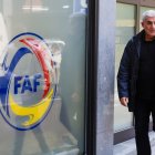 El president de la FAF, Fèlix Àlvarez, entrant a la seu de la Federació aquest migdia.