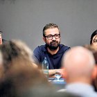 Dorca, en una assemblea del col·legi.