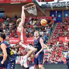 L’UCAM Múrcia va passar per sobre del MoraBanc, diumenge.