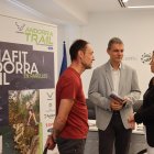 Gerard Riart, Enric Torres i la consellera escaldenca Laura López, ahir.