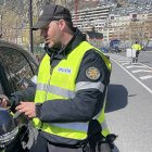 Un agent realitzantun control