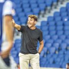 L’entrenador tricolor, Ibai Gómez, al duel de dissabte a Anoeta.