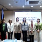 La ministra de Salut, Helena Mas, amb la consellera catalana, Olga Pané.