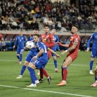 Una acció del partit entre Andorra i Sèrbia.