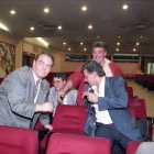 Denis García, al centre, a les eleccions a la presidència del club del 1996.