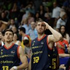 Ortega i Guerrero, instants després de la fi del partit.