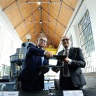 Albert Moles i Davide Ciciliato han signat el contracte entre FEDA i Endesa