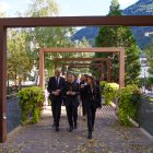 Serrano i els cònsols, durant la visita.