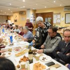 El cònsol major de Canillo, Jordi Alcobé, amb els padrins de Canillo.