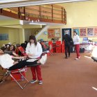 Donants de sang al punt habilitat per Creu Roja al Lycée Comte de Foix.