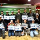 Els guardonats amb els dies d’esquí.