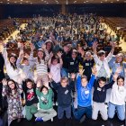 Els alumnes que han participat en la sessió del consell d'infants d'Andorra la Vella amb la cònsol menor, Olalla Losada, i la consellera de joventut, Maria Nazzaro.