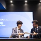 El cònsol i Xavier Riestra, de MoraBanc.