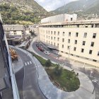 La part del darrere de l’hospital.