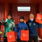 Àlvar Calvo, a l’esquerra, al podi de l’eslàlom FIS.