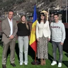 Naiara Liñán i Diego Ortigoza amb les autorizas