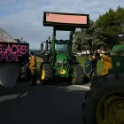 Imatge d'agricultors bloquejant les carreteres.