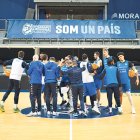 Els jugadors del MoraBanc a l’entrenament d’ahir.