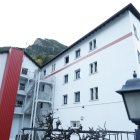 Façana de l’Arca d’Aixovall abans de la seva inauguració.