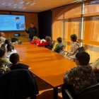 Els infants voluntaris durant la formació.