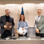 Juli Minoves amb la cònsol Maria del Mar Coma.