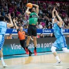 Robertson, l’any passat al país amb la Penya.