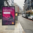 Un anunci de la eSim d'Andorra Telecom a Andorra la Vella.