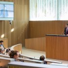 Baró i Escalé durant el debat del pressupost.