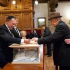 L’empresari Joan Pujol Areny, votant.