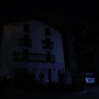 El nucli antic d'Andorra la Vella a les fosques