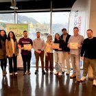 Responsables de Creand Accelera i d’Andorra Business amb els representants de les startups que han participat en el programa.