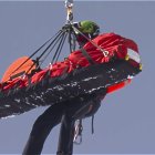 Cande Moreno és evacuada en helicòpter de la pista.