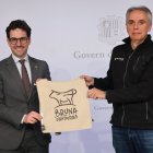 El ministre de Medi Ambient, Agricultura i Ramaderia, Guillem Casal, i el director general del Comitè Organitzador de la Copa del Món, David Hidalgo.