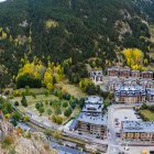 El terreny de l’antic càmping Pla, des d’on sortirà el telefèric.