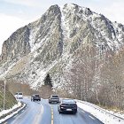 Vehicles circulant per la carretera d’accés a Andorra.