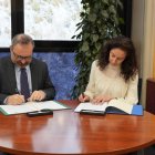 L’acord l’han formalitzat la cap de l’APDA, Jèssica Obiols, i el rector de l’UdA, Juli Minoves.