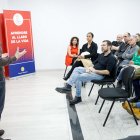 Xavier Espot al Centre de Formació al llarg de la Vida amb els alumnes majors de 25 anys que cursen el Diploma de Ciències humanes i socials.