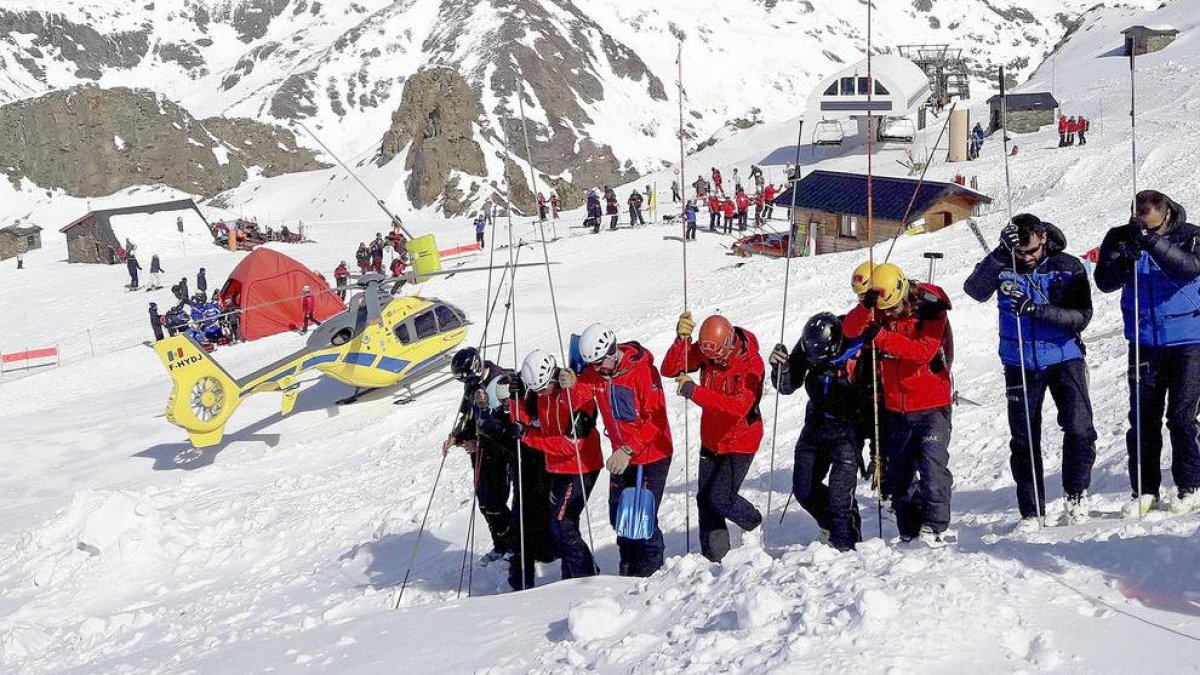 Simulacre de rescat per una allau a Arcalís